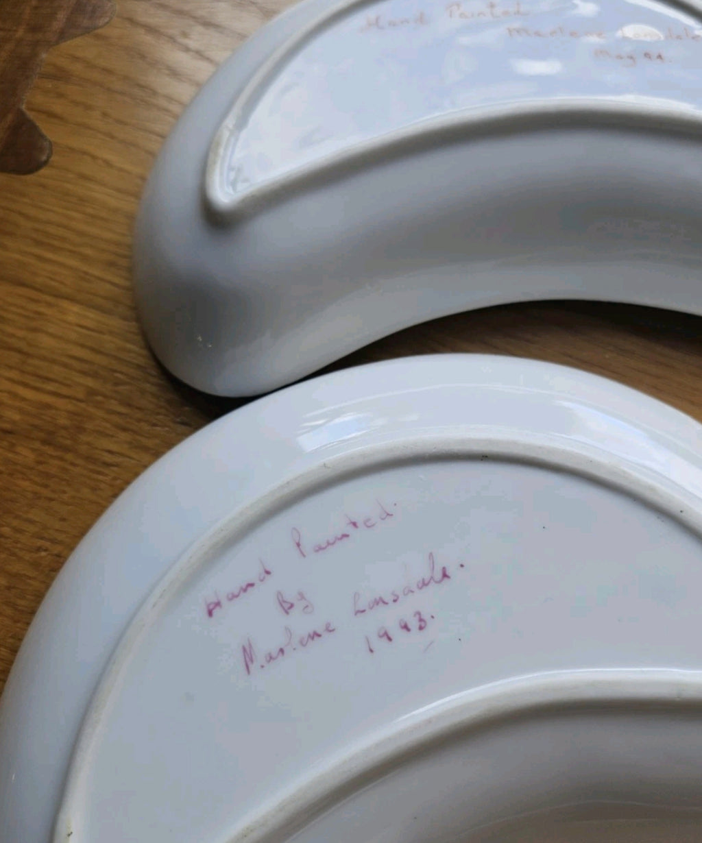 Set of 4 Vintage Hand Painted Strawberry Crescent Dishes – Marlene Lonsdale 1993/94