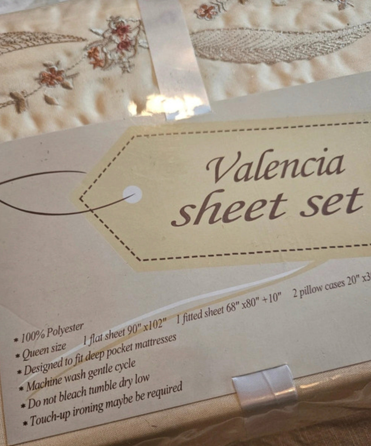 Vintage Valencia Queen Size Embroidered Sheet Set – New Unused
