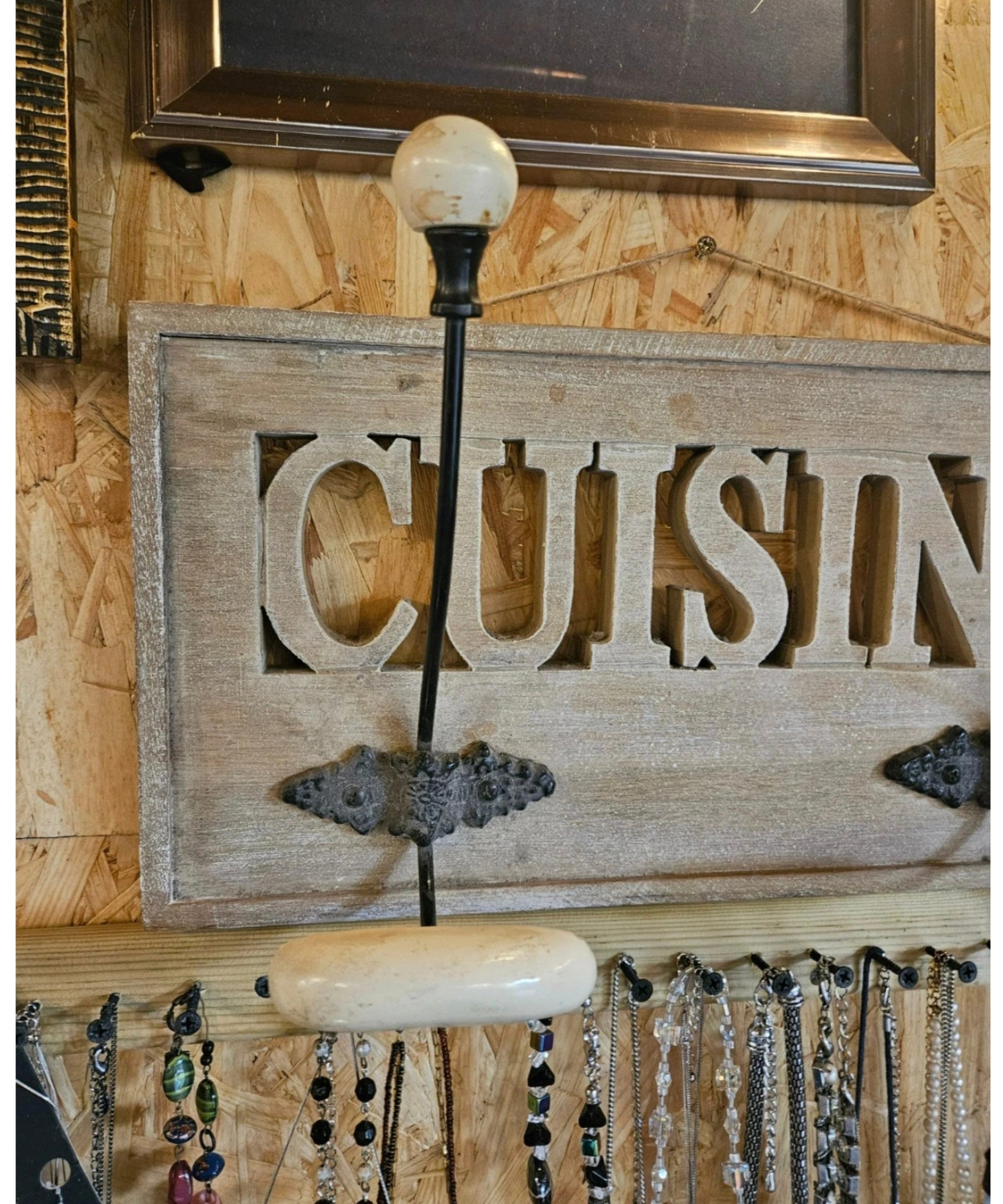 Pair Rustic Vintage Style Wall Coat Hooks Ceramic Handles Cast Iron Farmhouse